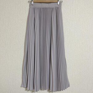 Samomo Light Gray Pleated Skirt Size M